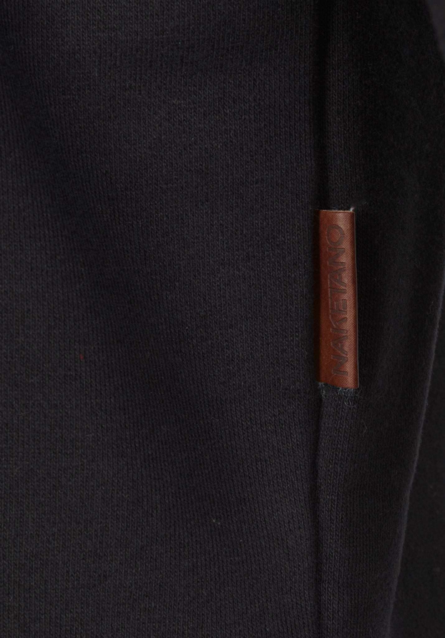 Rainerius 20 - Black