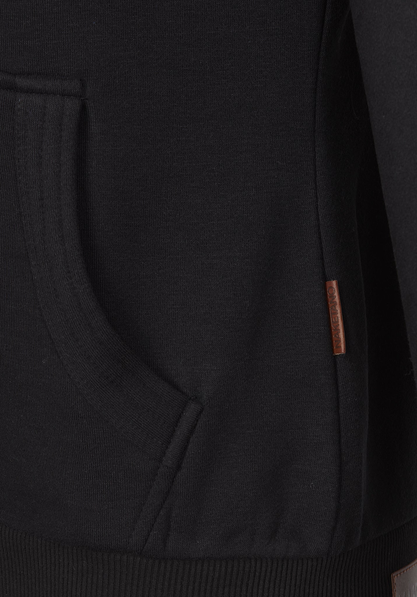 Monsterbumserin 20 - Black