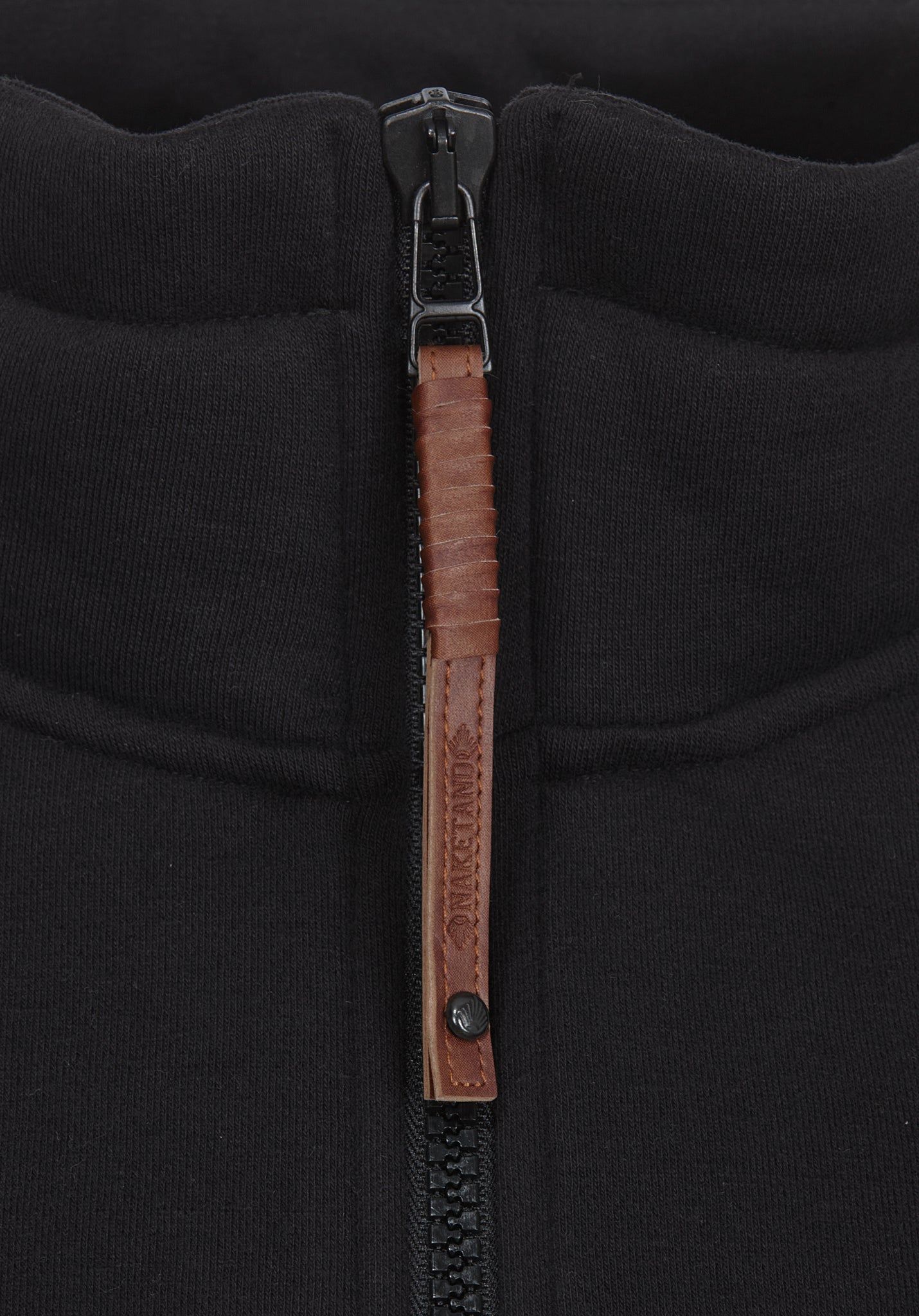 Monsterbumserin 20 - Black